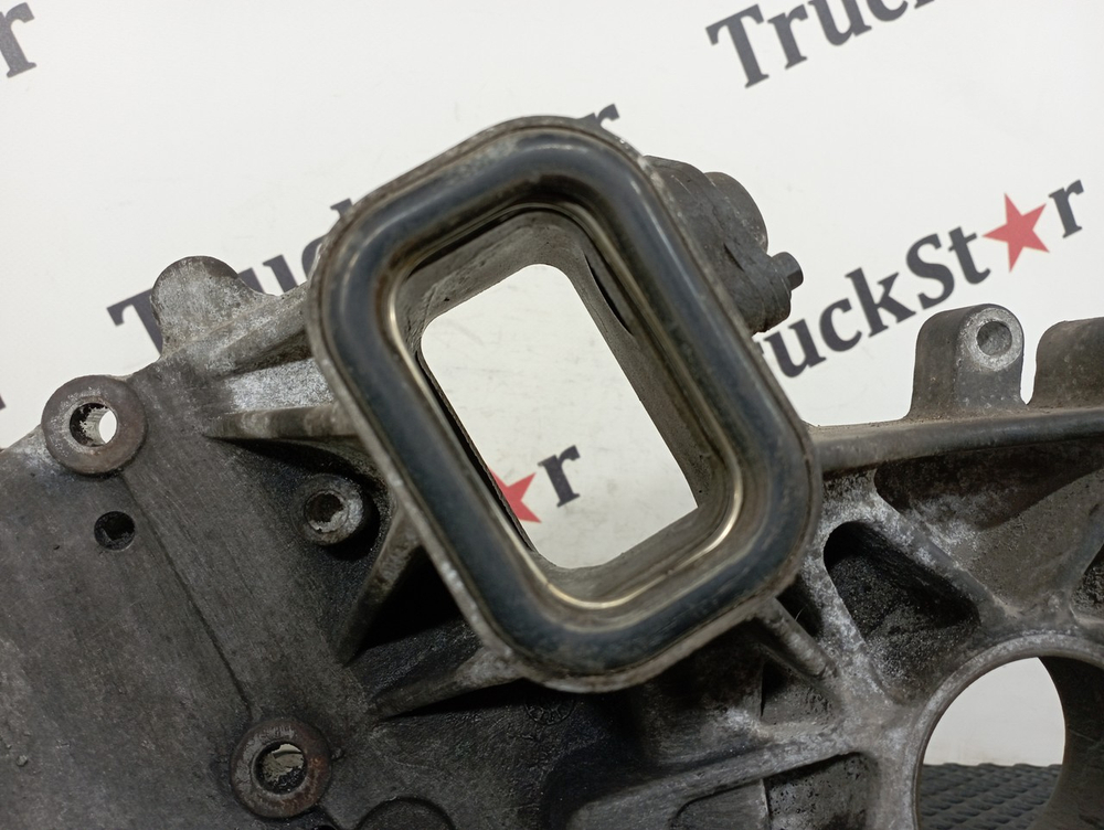 Корпус водяного насоса