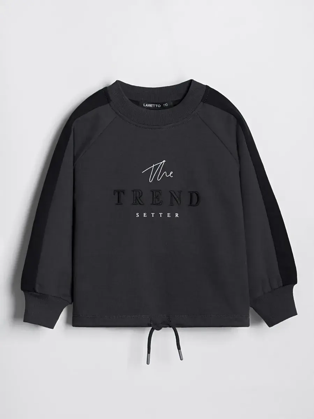 Спортивный костюм для девочки в школу