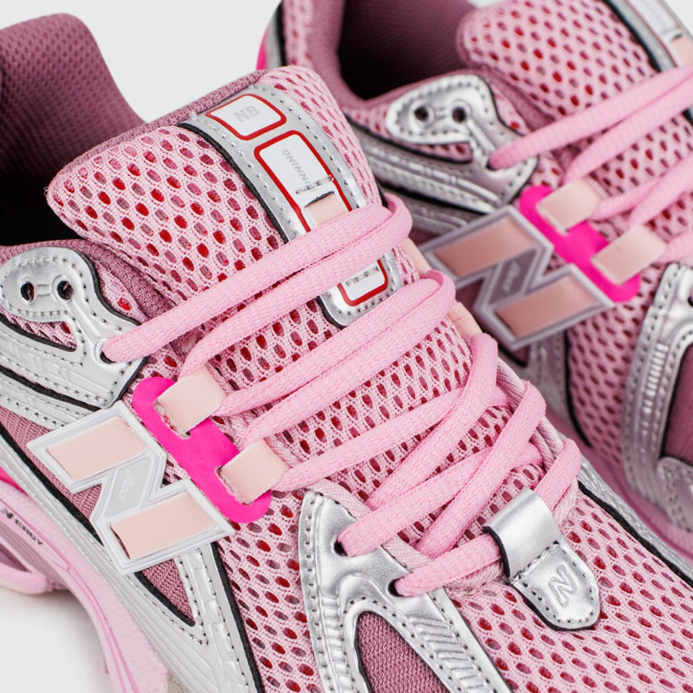 кроссовки New Balance 1906R Pink / Silver Wmns