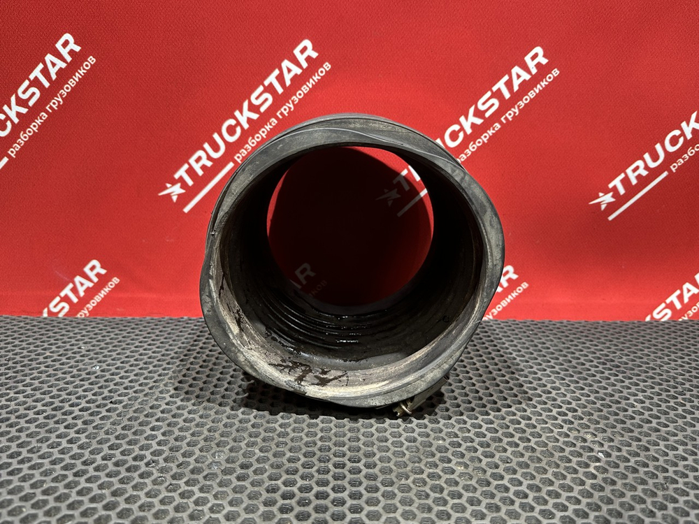 Патрубок воздушного фильтра