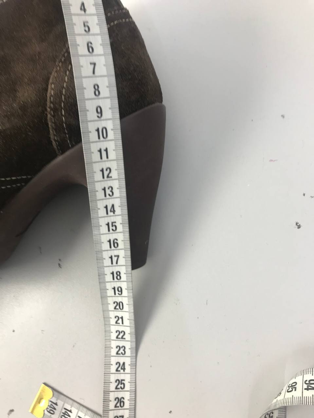 Ботильоны замшевые на евро зиму 35 размер