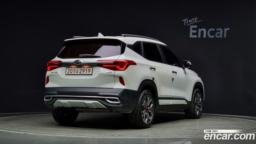 Kia Seltos Бензин 1.6 Turbo 2WD (08.2020)