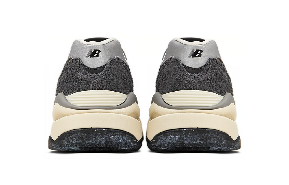 57/40 New Balance 'Magnet Sea Salt'