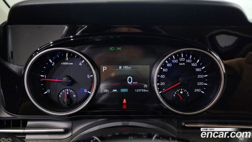 Kia Carnival (Sedona) 4 Generation 9-и местный Prestige (11.2020)
