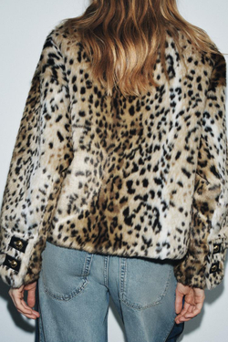 ZARA КОРОТКАЯ ШУБА С АНИМАЛИСТИЧЕСКИМ ПРИНТОМ — ZW COLLECTION, ЛЕОПАРДОВЫЙ