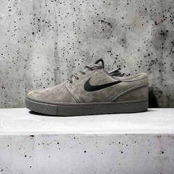 Nike SB Zoom Stefan Janoski • Gray