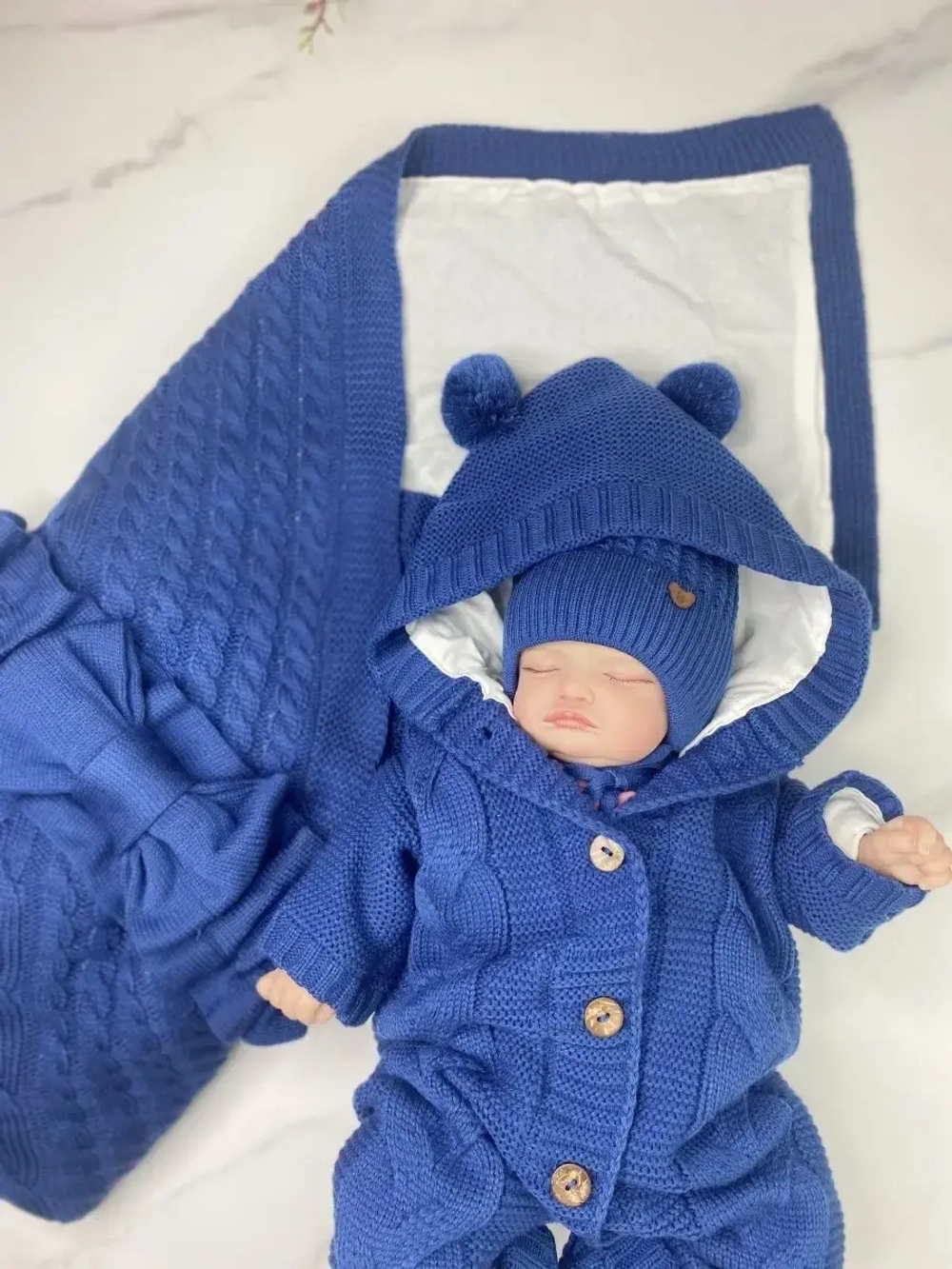 Конверт на выписку новорожденного