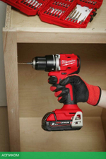 Дрель-шуруповерт Milwaukee M18 BLDDRC-0X (4933492832)