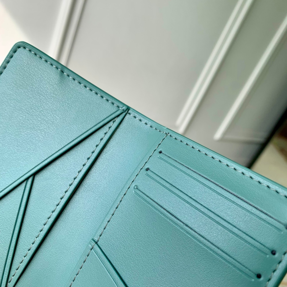 Louis Vuitton Pocket Organizer