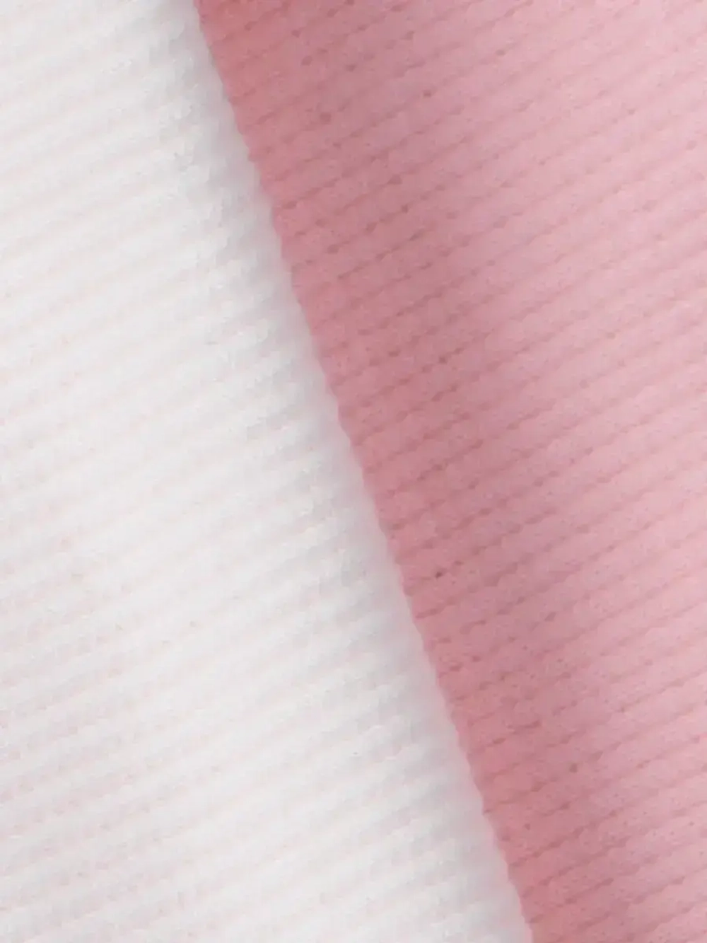 Шапка для девочек осенняя, с ушками, белая