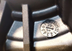 Помпа в сборе для VAG 1.4T 1.6 INA 04E121600