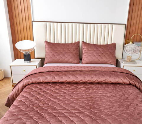 Покрывало 240x260 Sofi De MarkO Лея цвета марсалы