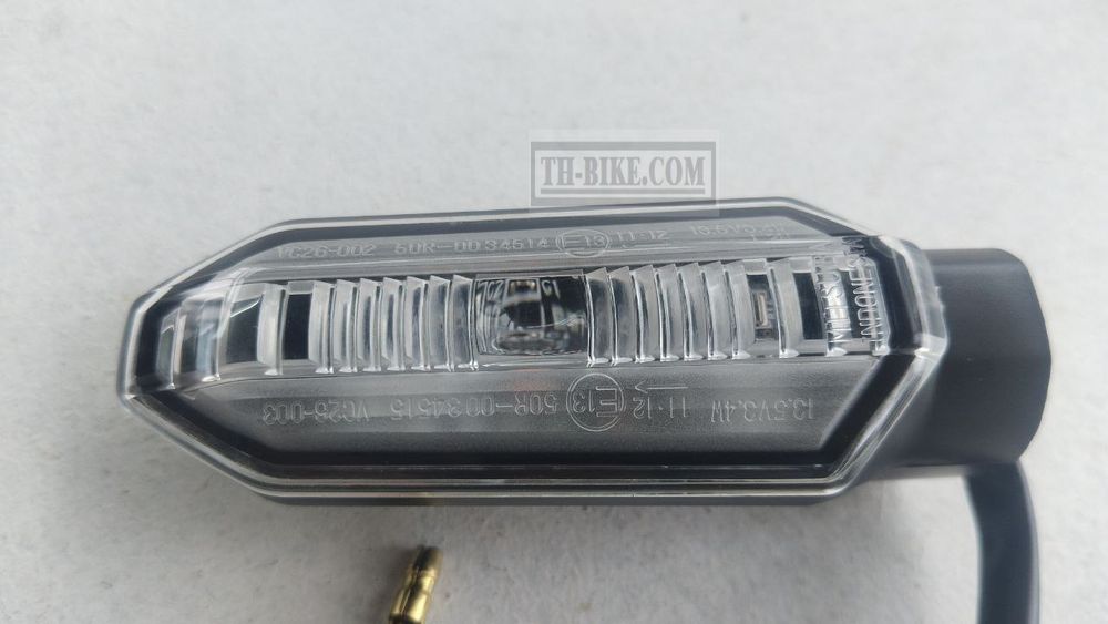 33400-K0W-H11. WINKER ASSY., R. FR.. HONDA