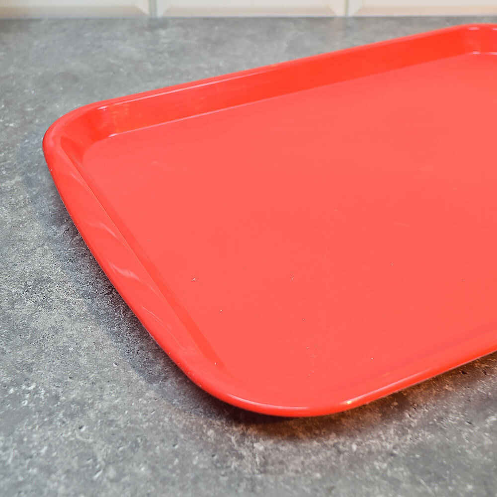 Поднос 43*31,2см пластиковый, красный