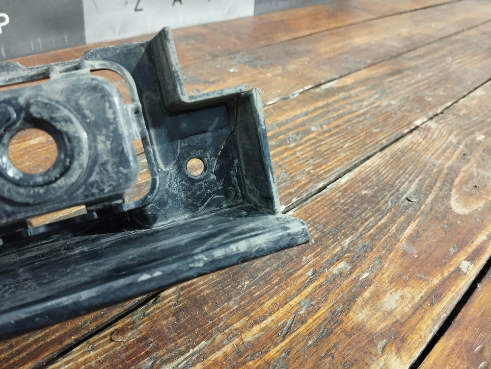 Кронштейн заднего бампера MINI Clubman (F54) 14-нв Б/У Оригинал 51127348901