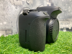 Canon EOS 750D (98.000 кадров)
