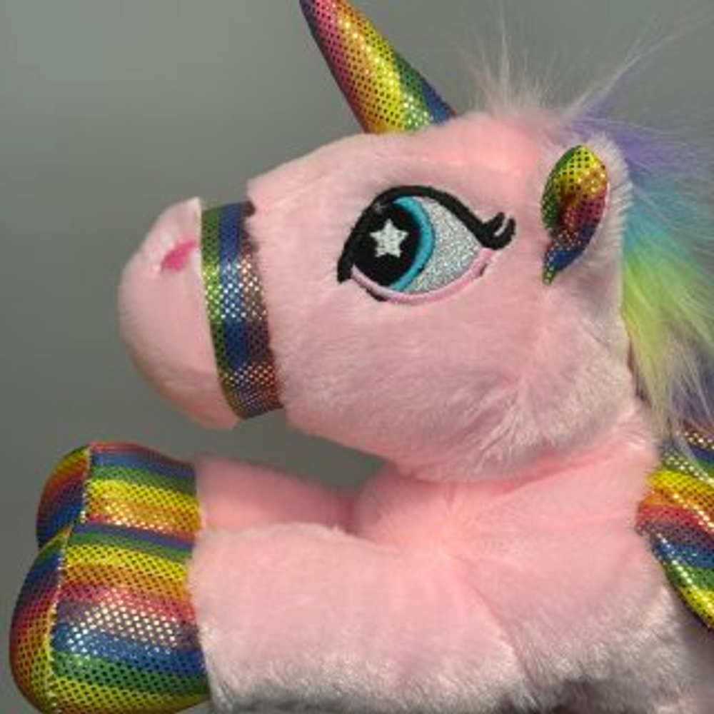 Радужный единорог Эсма