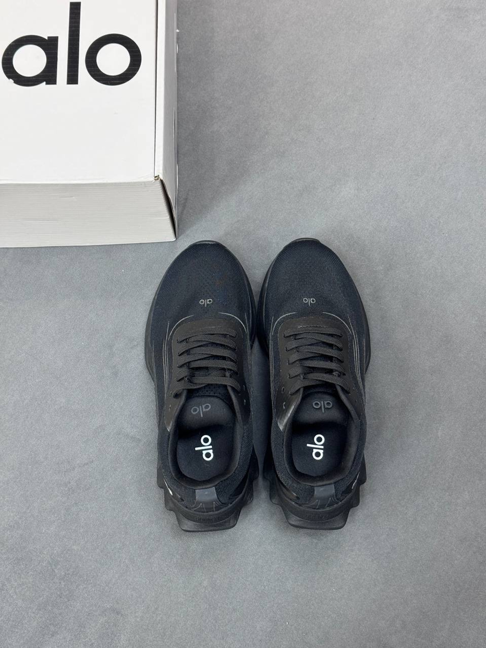 Кроссовки Alo