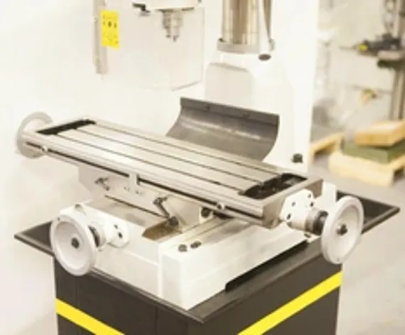 Вертикально-фрезерный станок STALEX BF60