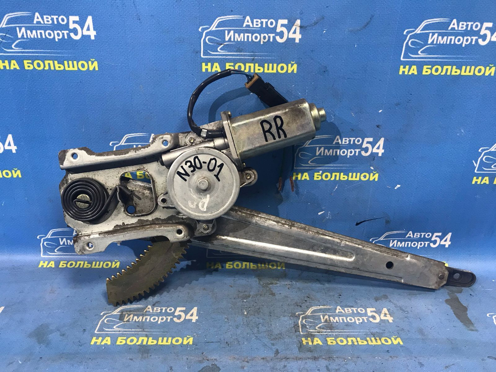 Стеклоподъемник задний правый NISSAN R'NESSA 1997-2001