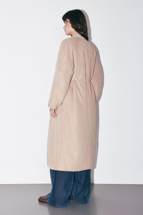 Пальто утепленное на запах 