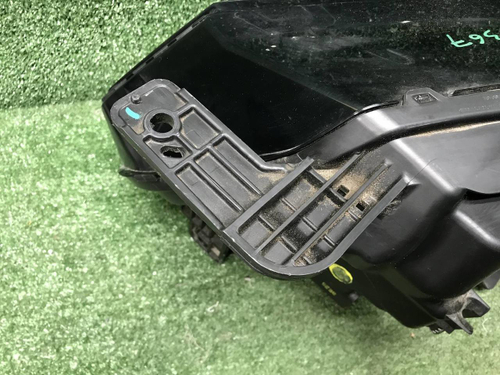 Фара правая Geely Coolray (2019-2024) LED