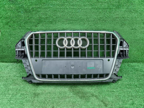 Решетка радиатора Audi Q3 1 8U (2011-2014)