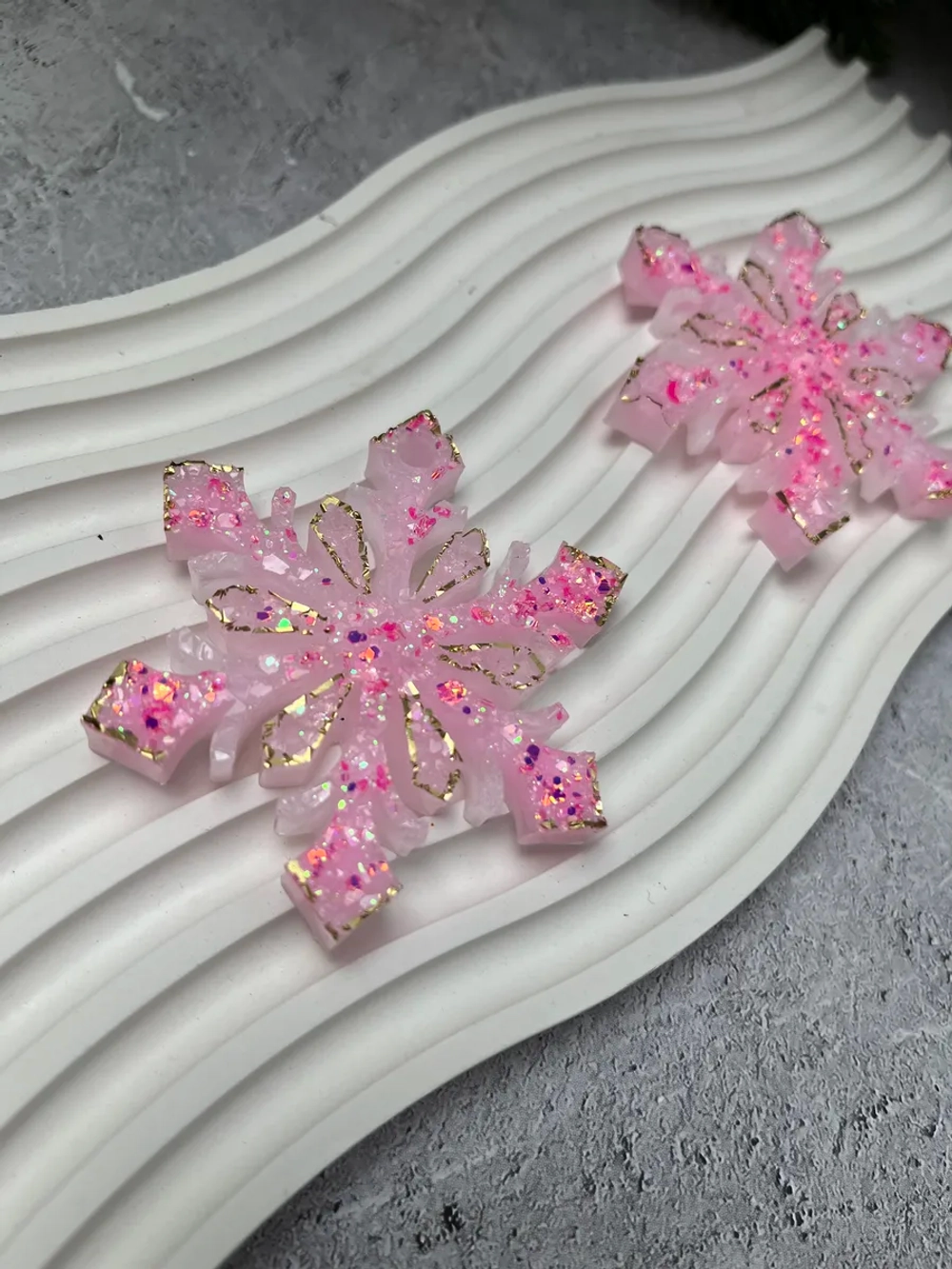 Набор новогодних елочных игрушек Снежинки 2 шт