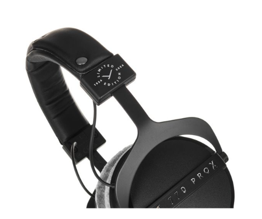 Beyerdynamic DT 770 PRO X Limited Edition 23 490 Polygon812.ru