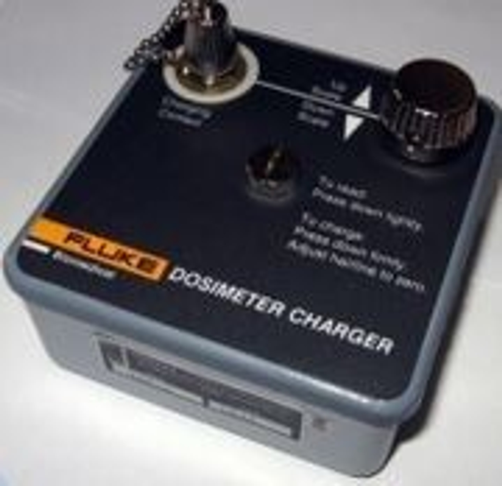 Зарядное устройство Fluke 06-912