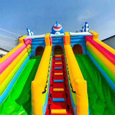 Коммерческий надувной батут  «В гостях у моря 2» с горкой, 10*5*5 м