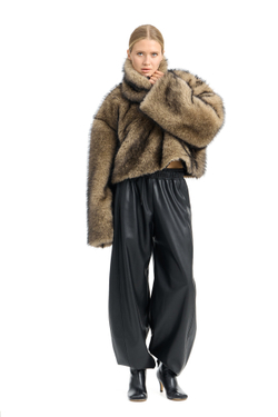 Шуба-трансформер с отстегивающимся низом GO TO PARIS Fox