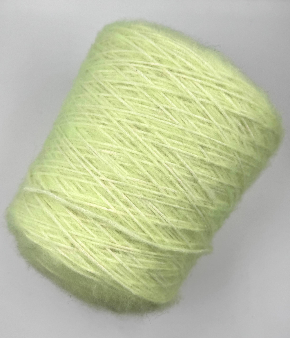 Пух бэби яка 40% меринос 20% хлопок 25% па 15% 300 м в 100 г мякоть лайма