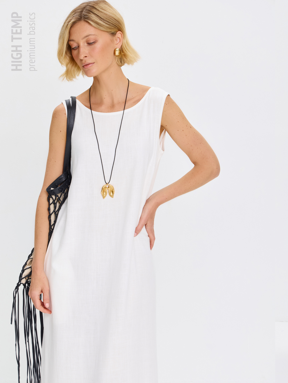 Льняной сарафан макси с карманами