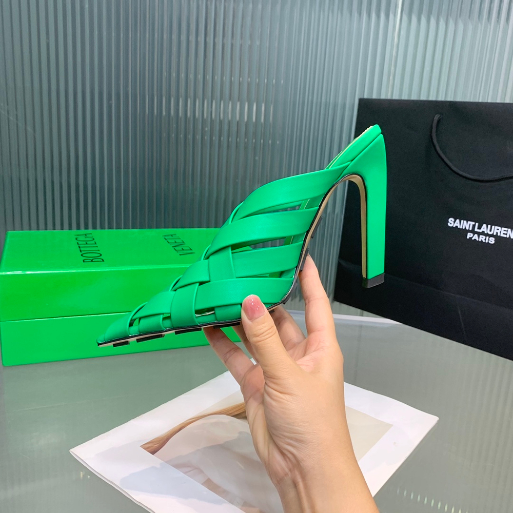 Bottega Veneta Alfie Mule