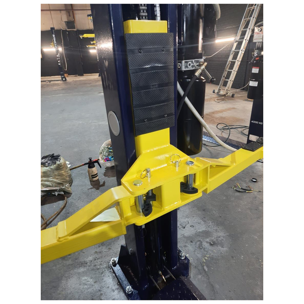 OPT-4T/380 Подъемник двухстоечный с нижней синхронизацией 4 тонны, одност. разбл., 380В