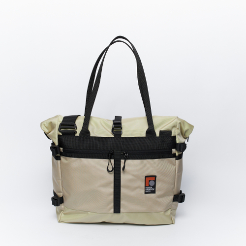 Сумка Tote Part Of Cube M шампань