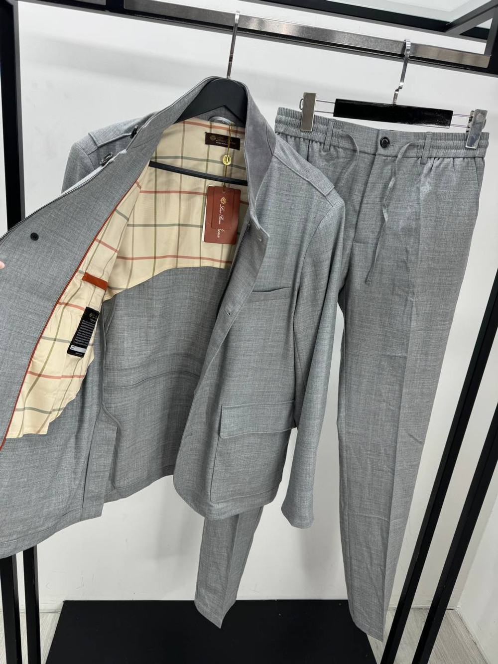 Прогулочный костюм Loro Piana