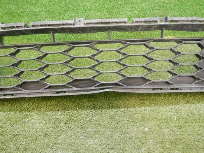 Решетка переднего бампера Kia Ceed 3 (2018-2021)