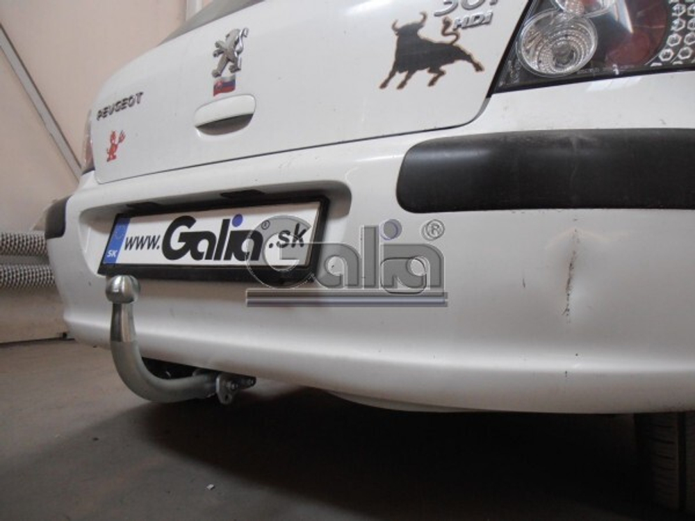 Фаркоп оцинкованный Galia C038C для Citroen C4 2004-2010, 2010-, Peugeot 307 2001-2007, Peugeot 308 2007-2012(паспорт и сертификат в комплекте)(без электрики)