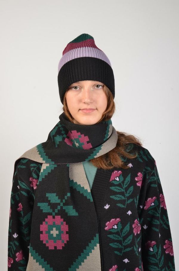 Шапка Flora черная - фото 3