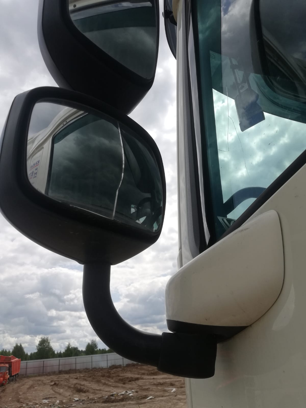 DAF XF 4x2 Седельный тягач XF 480 FT (Дизельный, 12,9 л, 483 л.с., АТ)