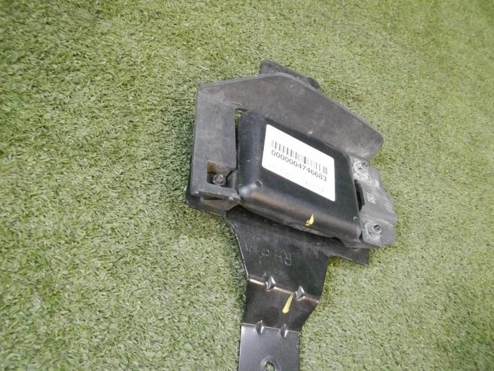 Датчик слепых зон правый Kia Ceed 3 (2018-2021)