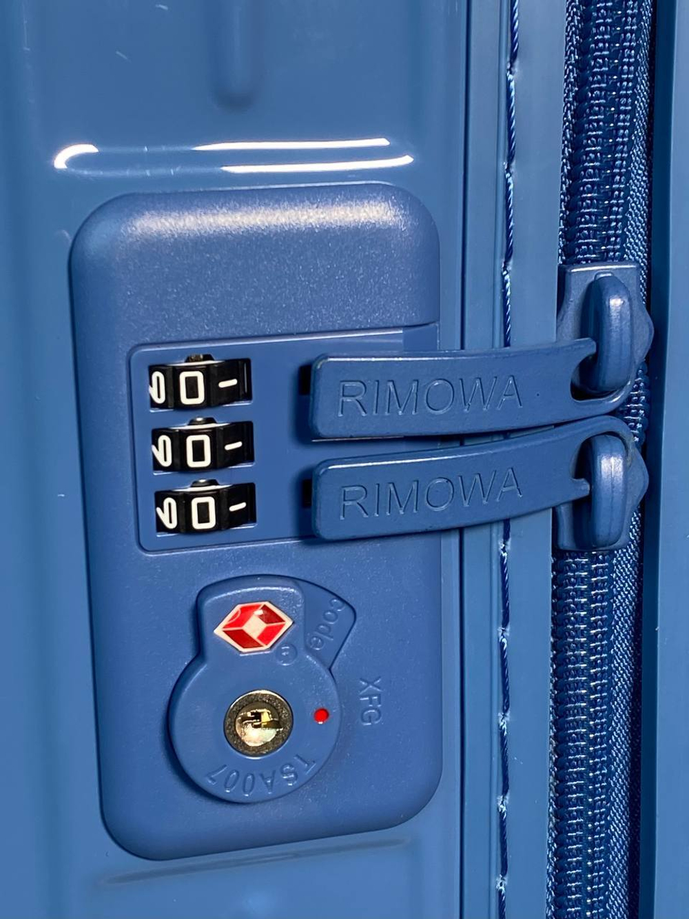 Чемодан Rimowa