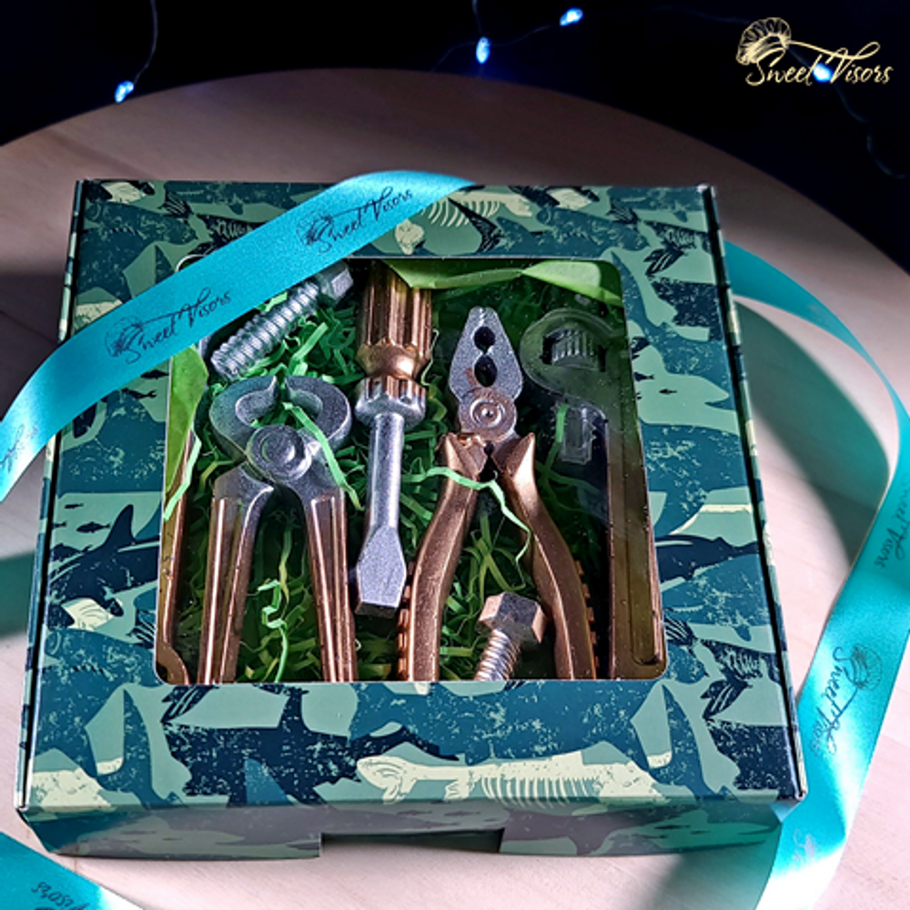 Шоколадный набор Инструменты Упаковка. Кондитерская Sweet Visors Сладкие Козырьки. Кондитер Светлана Дегтерева. Десерты ручной работы на заказ в СПБ.