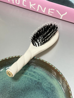 La Bonne Brosse Массажная расческа для волос N 03 Essential Sensitive Scalp Brush - Creamy White