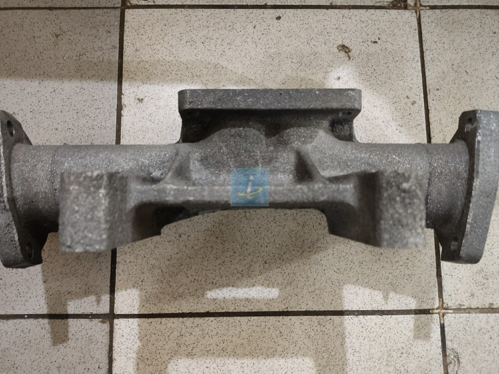 Патрубок-кронштейн 238Ф-1008482