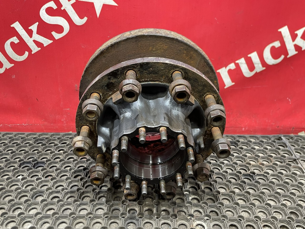 Корпус ступицы вспомогательного моста 2018г.