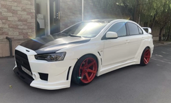 Комплект обвеса ACCOLADE GT400 для Mitsubishi Lancer 10