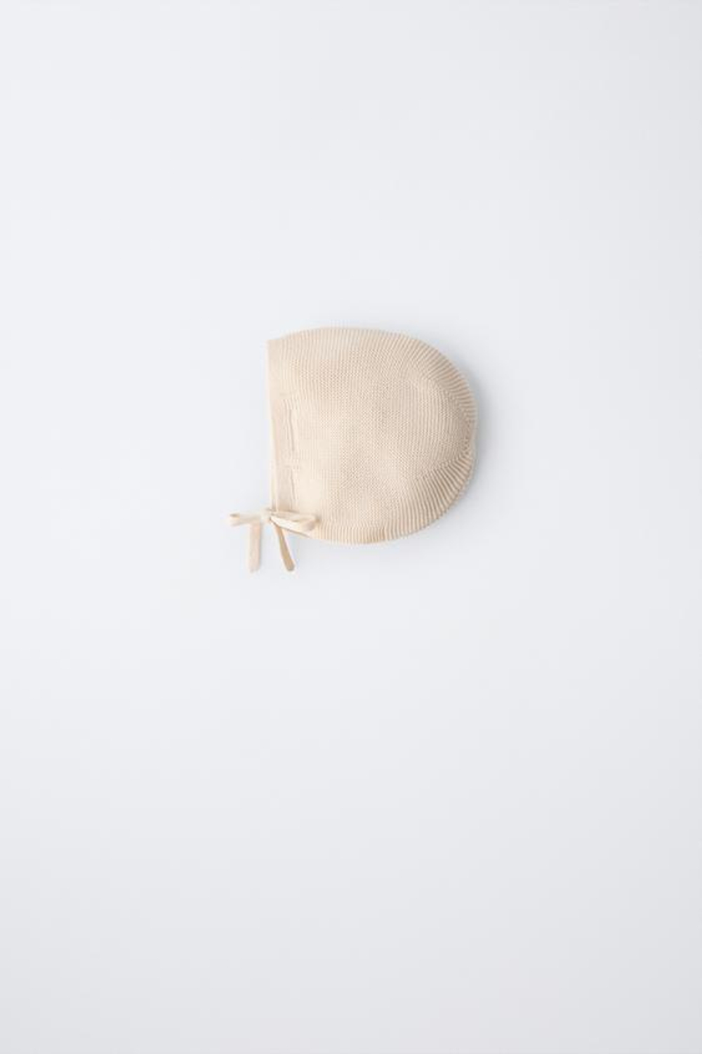 ZARA ТРИКОТАЖНЫЙ ЧЕПЧИК, КРЕМОВЫЙ